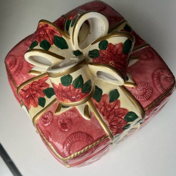 World Bazaars Christmas Gift / Present With Bow, Large Ceramic Cookie Jar - Picture 7 of 13